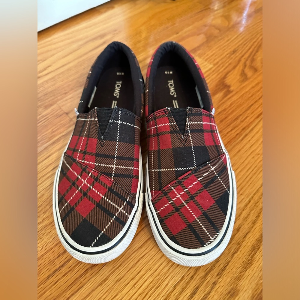 Women’s Toms Alpargata slip on shoes size 7.5